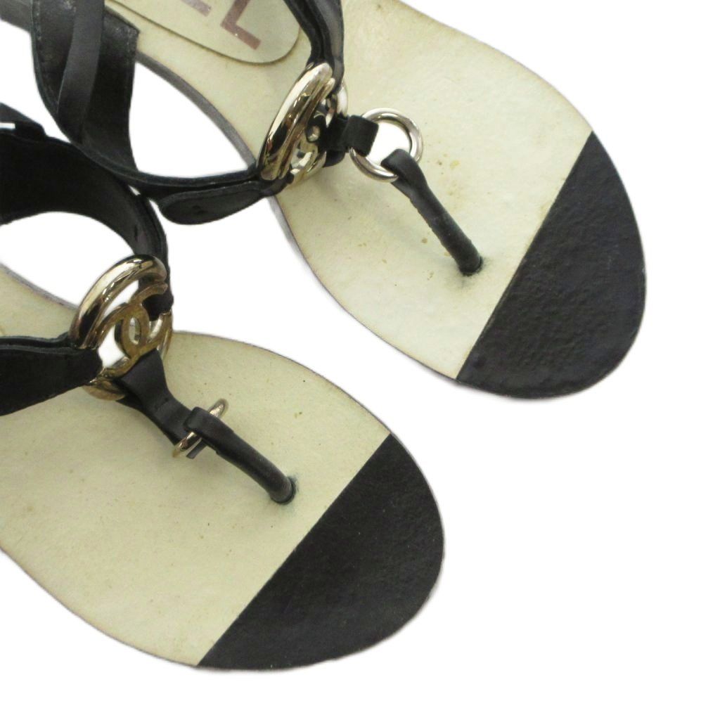 Chanel Sandals Strap Thong CC Logo Leather Black — view 3