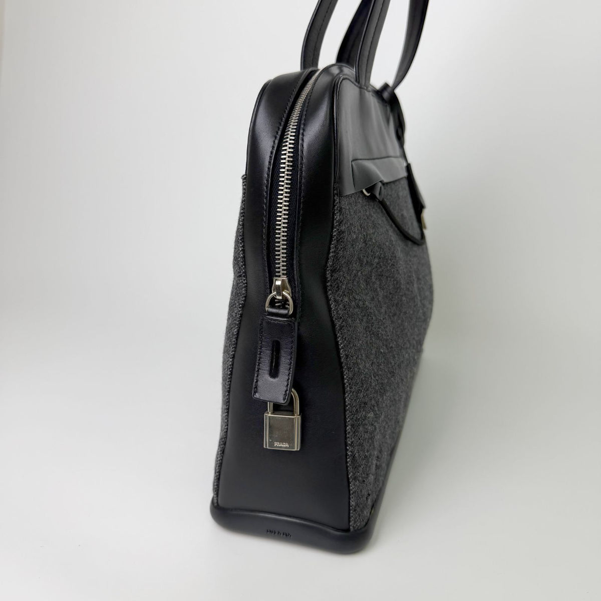 Prada Shoulder Bag Tweed Leather Gray Black Vintage — view 5