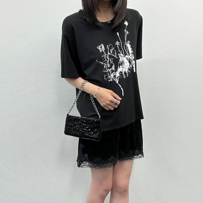 Chanel Camellia Patent Chain Pochette Shoulder Bag Clutch Black Silver Seal — view 2