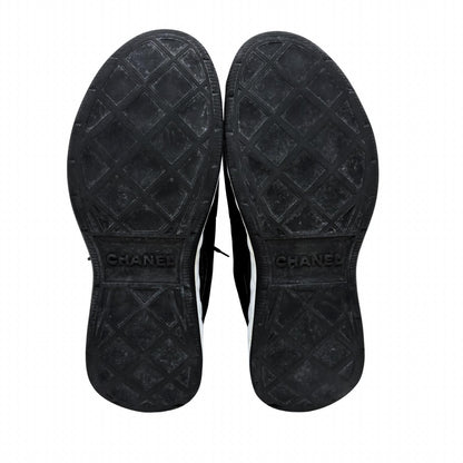 Chanel CC Logo Low-Top Sneakers Black White Suede Mesh — view 8