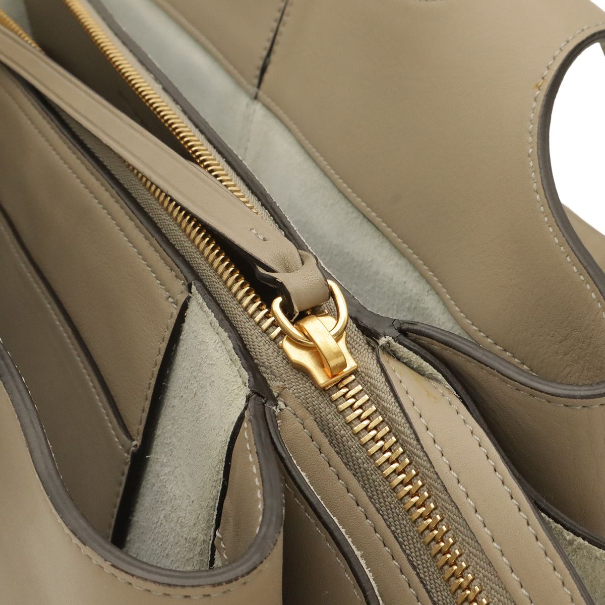 Celine Trifold Medium Tote Shoulder Bag Leather Greige Gold — view 5