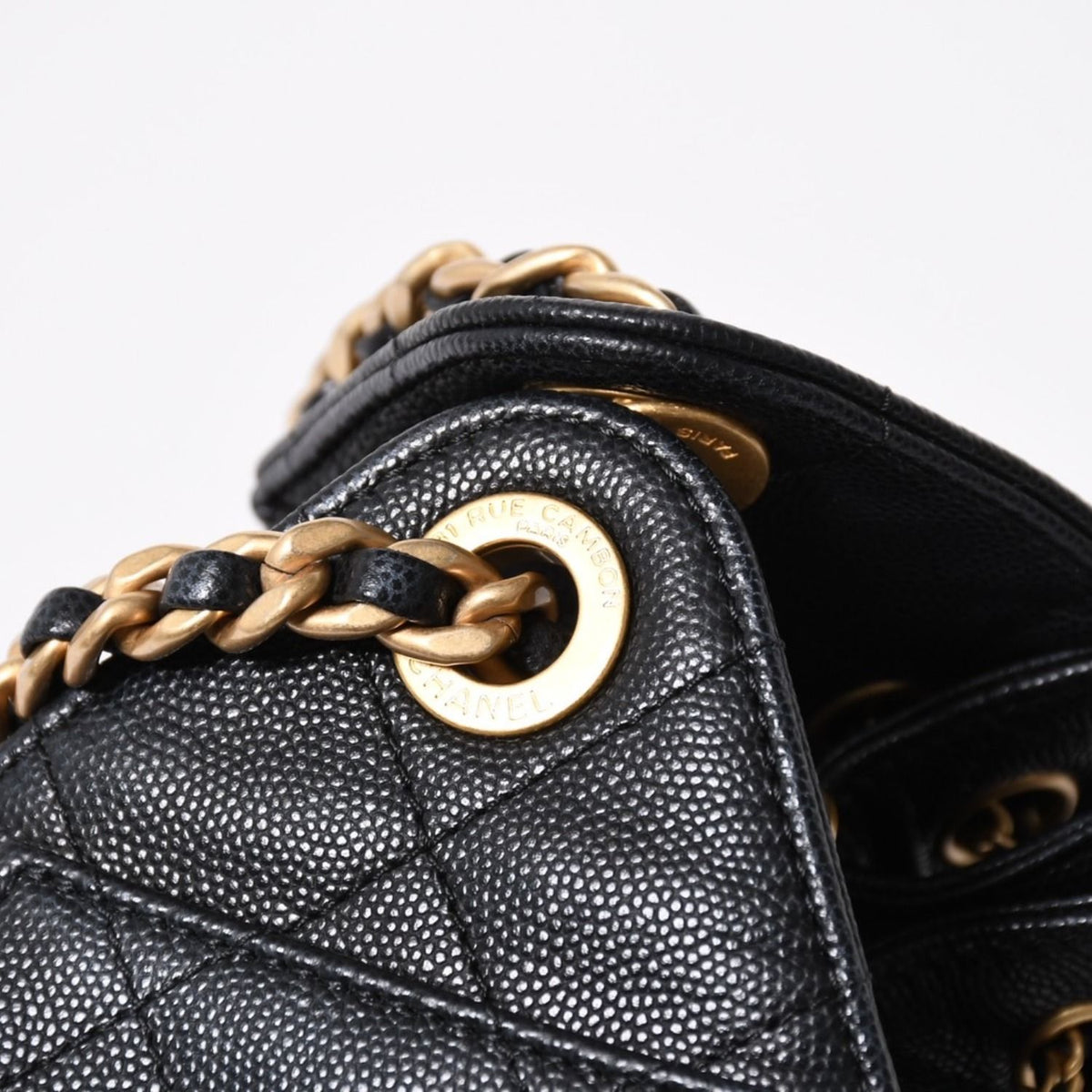 Chanel 25 Medium Chain Bag CC Logo Caviar Leather Black — view 6