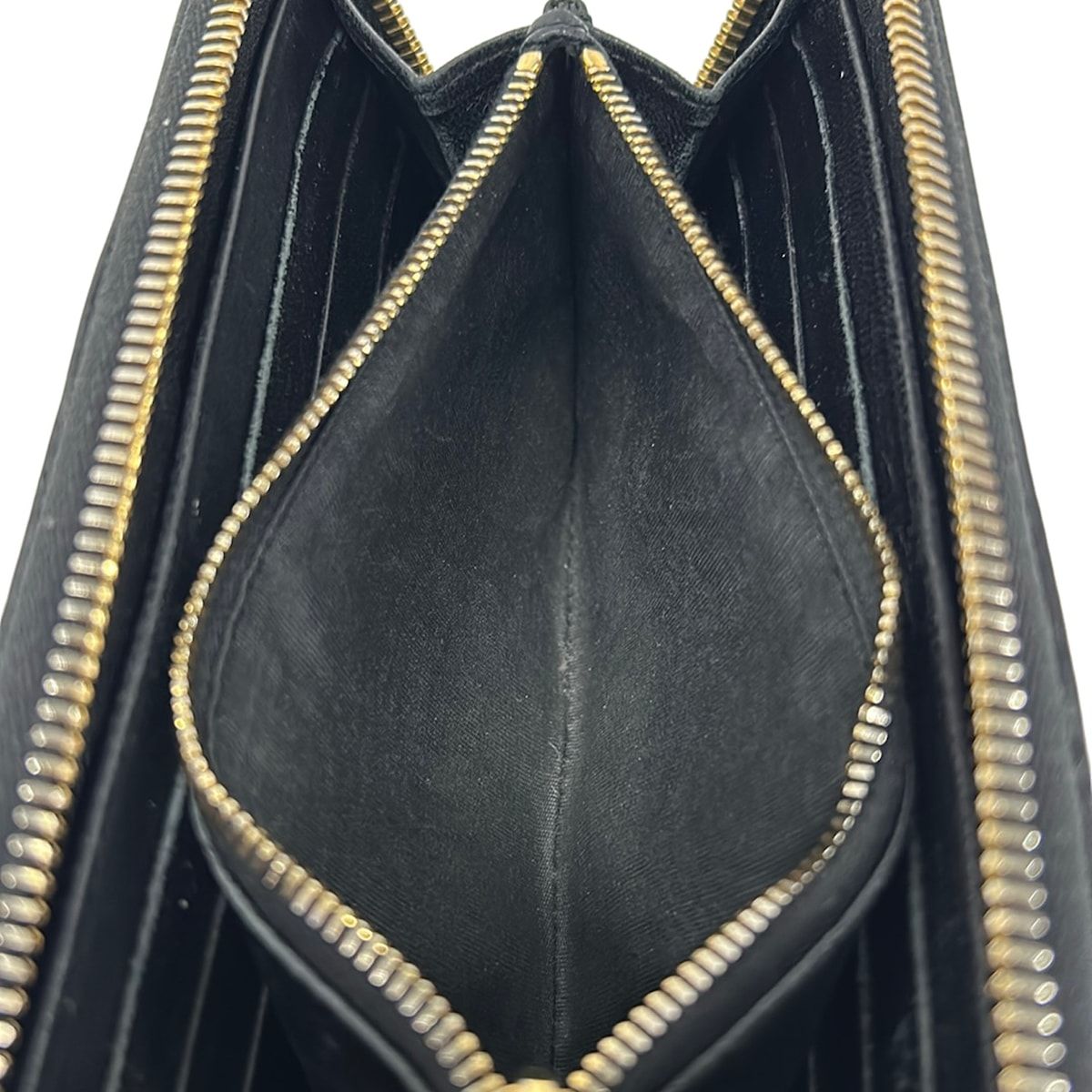 Prada Wallet Black Zip Around Leather — view 4