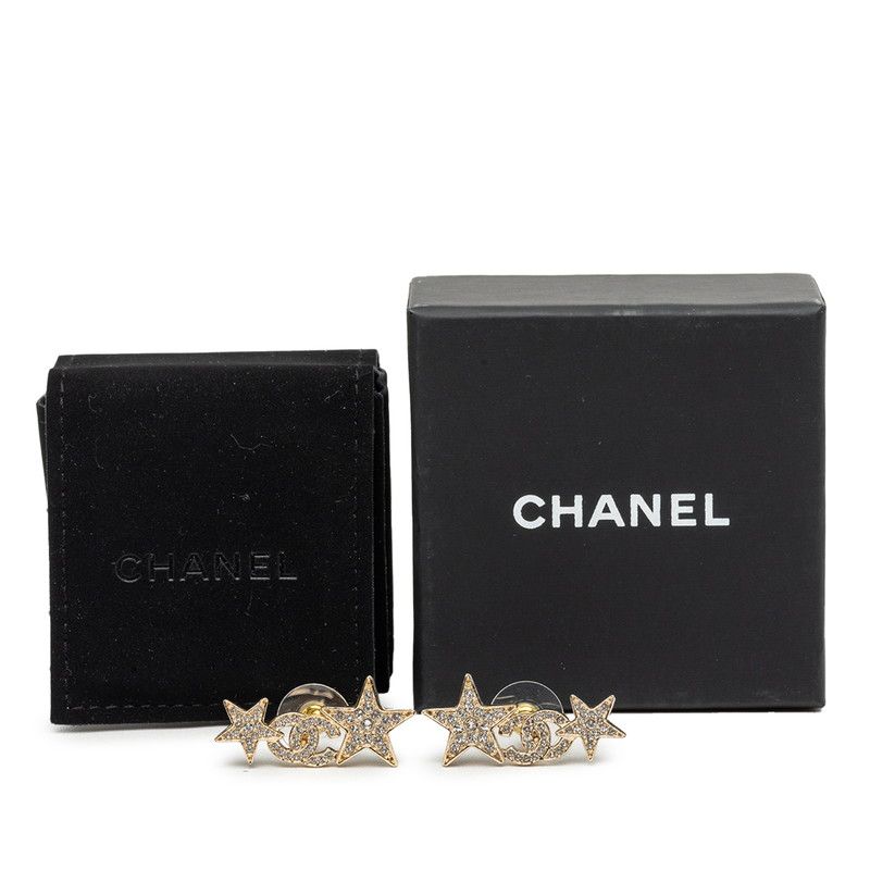 Chanel CC Logo Star Motif Earrings Gold Plated Rhinestone — view 4