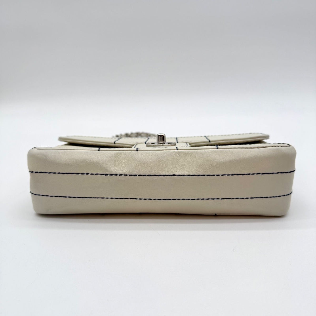 Chanel Choco Bar Shoulder Bag White Turnlock Stitch — view 4