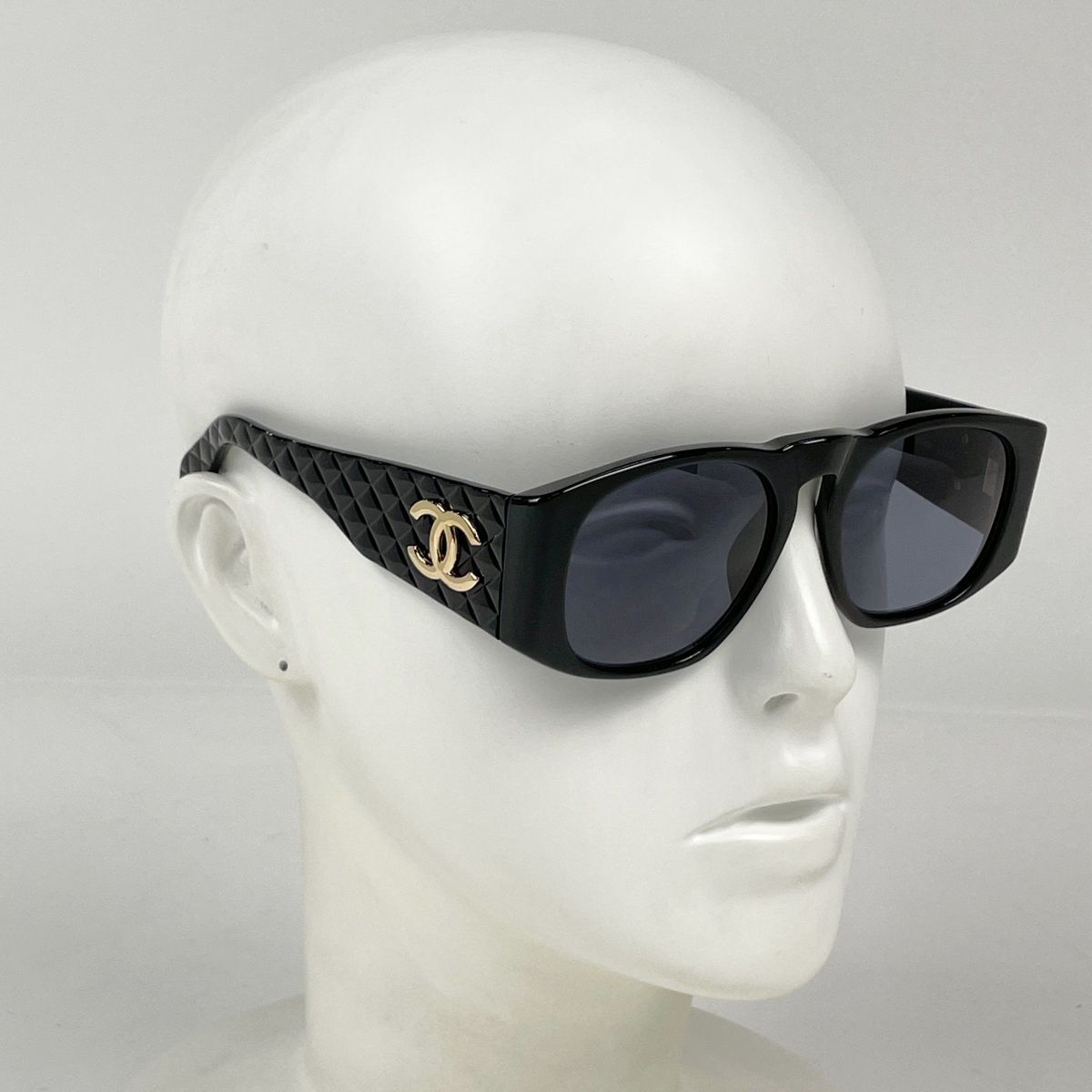 Chanel Sunglasses Eyewear Quilted Acetate Black — view 5