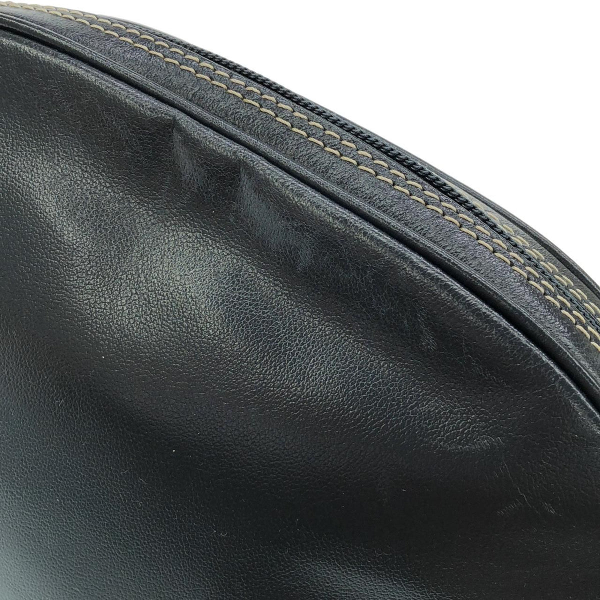 Saint Laurent Vintage Shoulder Bag — view 4