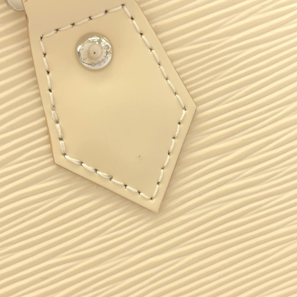 Louis Vuitton Epi Alma BB Bag — view 6