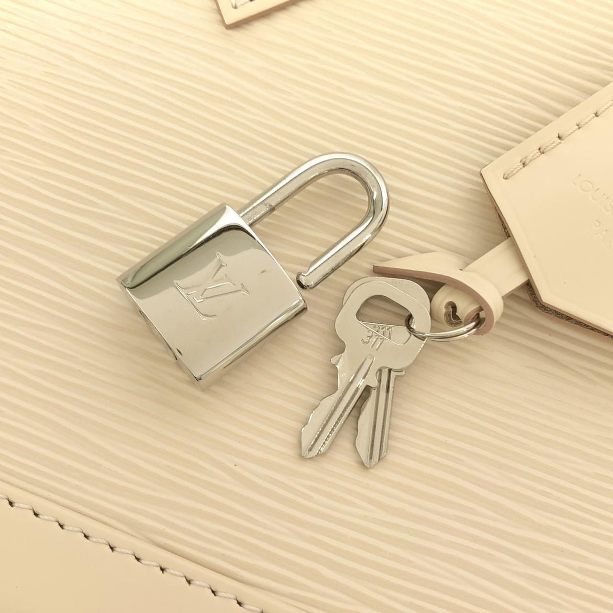 Louis Vuitton Epi Alma BB Bag — view 8
