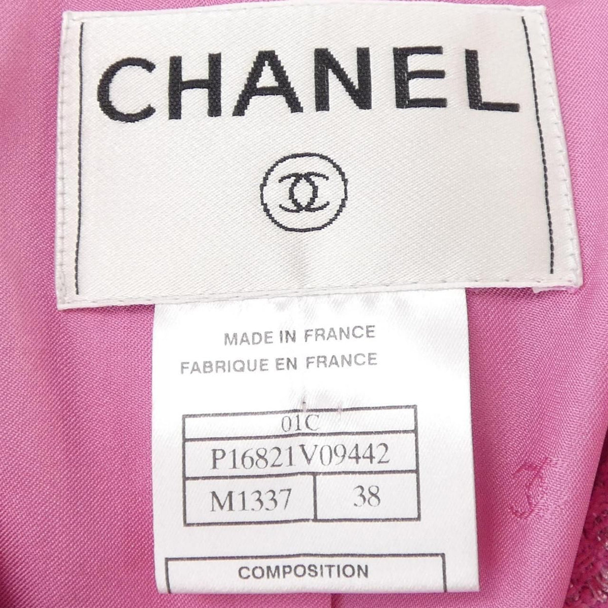 Chanel Vintage 01c Jacket — view 4