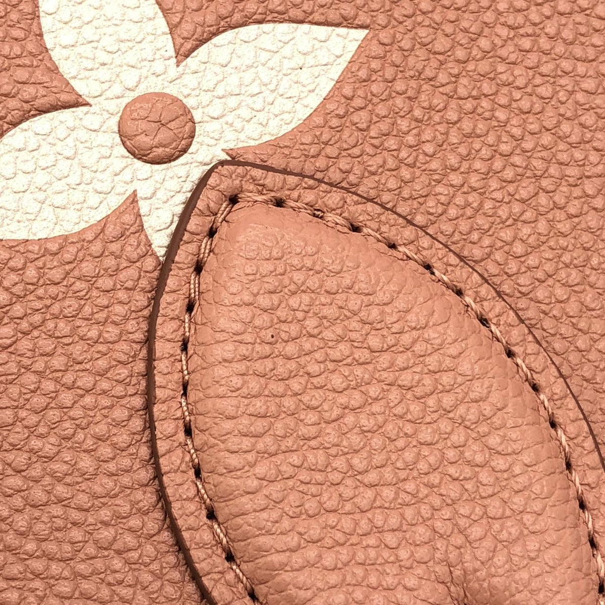 Louis Vuitton Bicolor Monogram Empreinte On The Go MM Bag — view 6