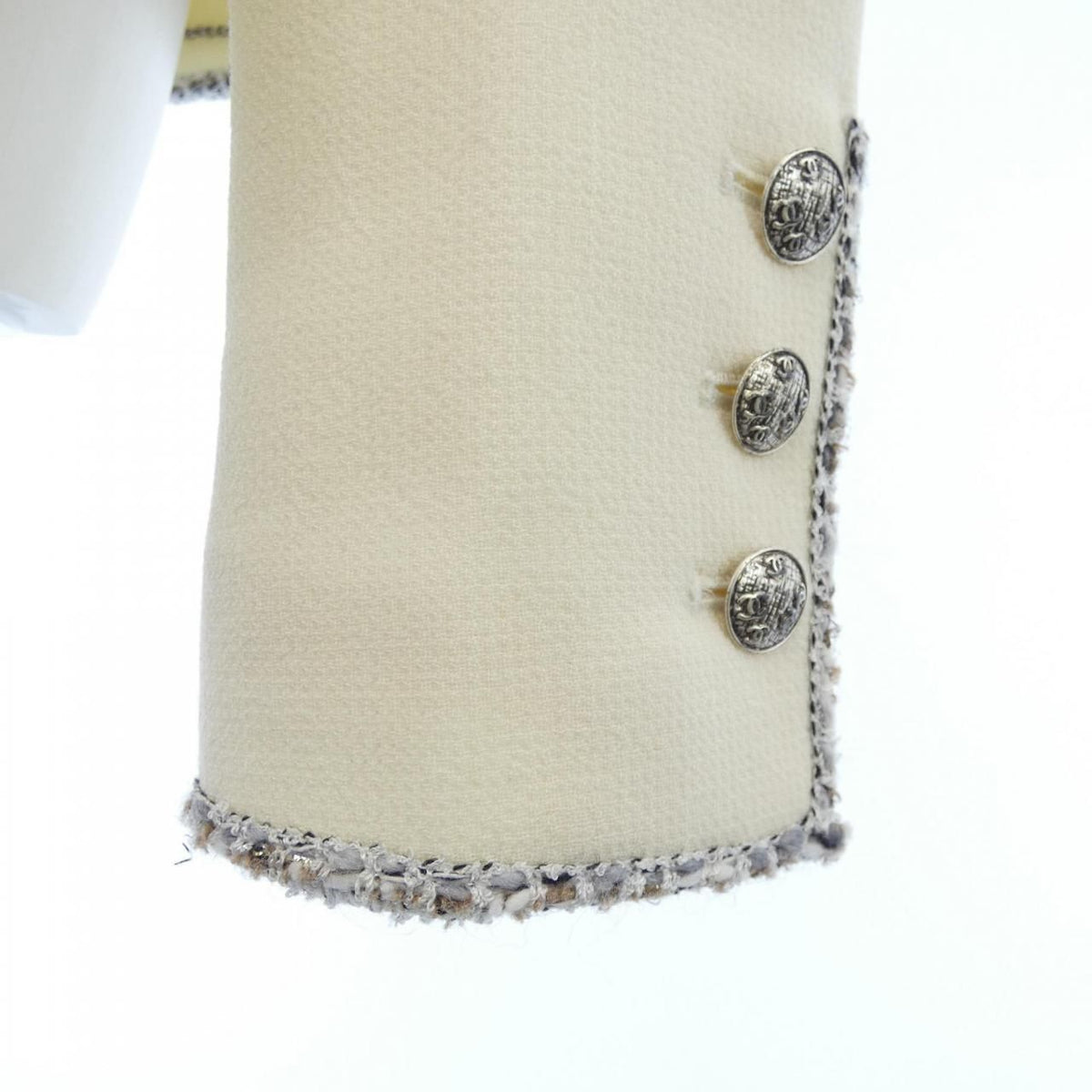Chanel Vintage the Devil Wears 05c Jacket — view 6