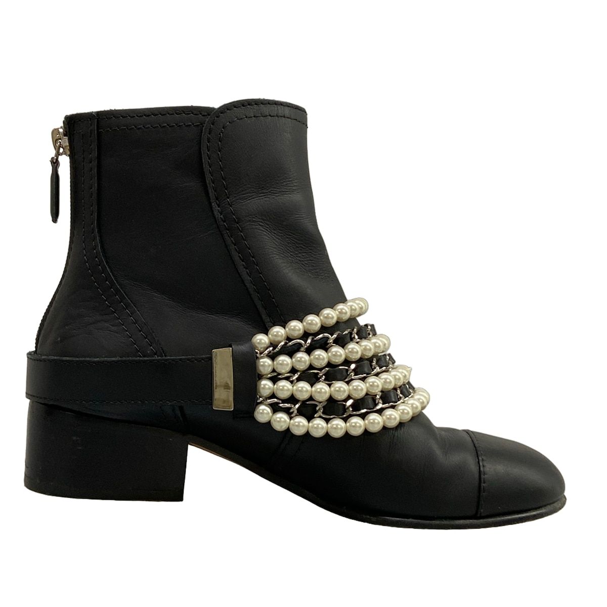 Chanel Short Boots C Black Pearl Chain Silver Leather — view 2
