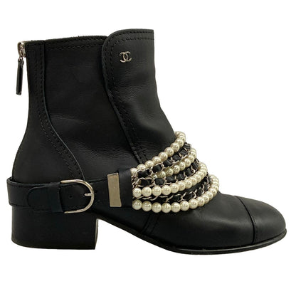 Chanel Short Boots C Black Pearl Chain Silver Leather — view 4