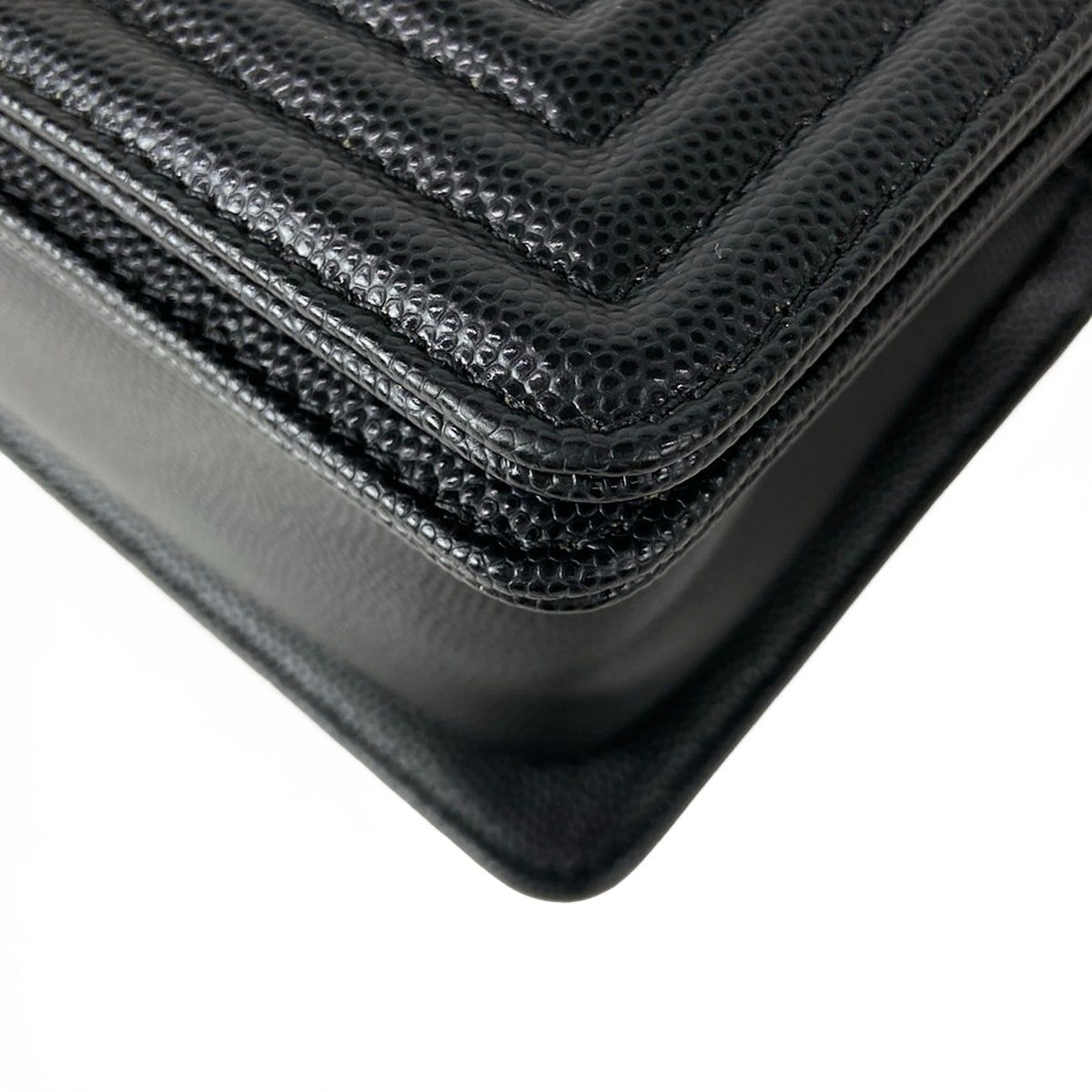 Chanel Shoulder Bag Boy 20 Quilted Black Chain Vintage Gold — view 6