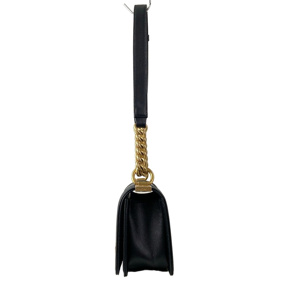 Chanel Shoulder Bag Boy 20 Quilted Black Chain Vintage Gold — view 4