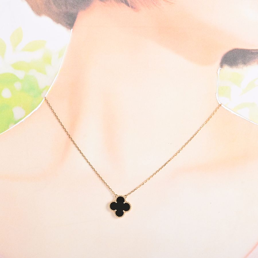 Van Cleef & Arpels Necklace Vintage Alhambra — view 5