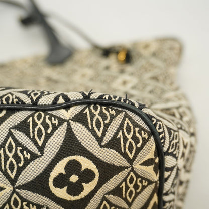 Louis Vuitton Tote Monogram Jacquard Neverfull MM Black Gray — view 6