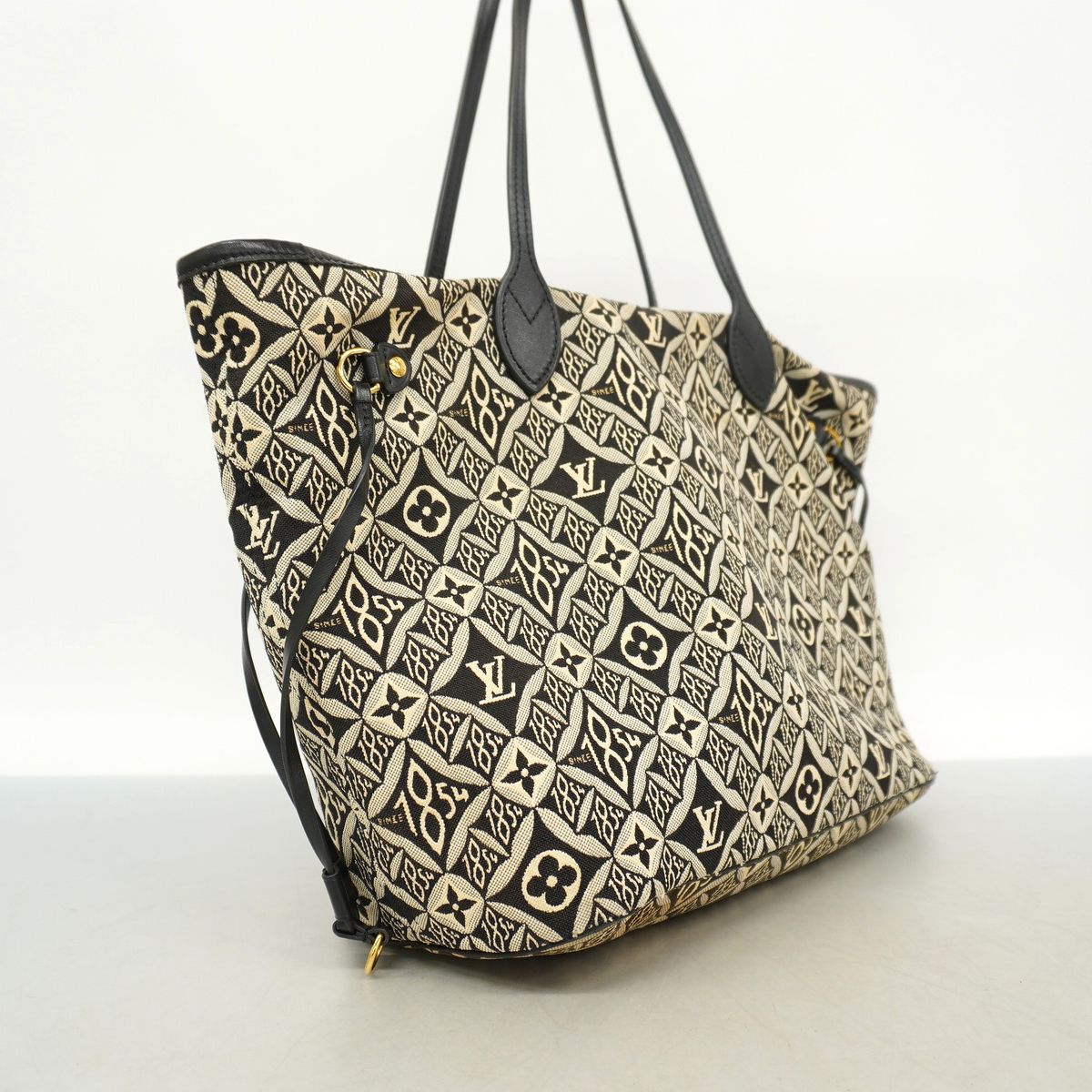 Louis Vuitton Tote Monogram Jacquard Neverfull MM Black Gray — view 2