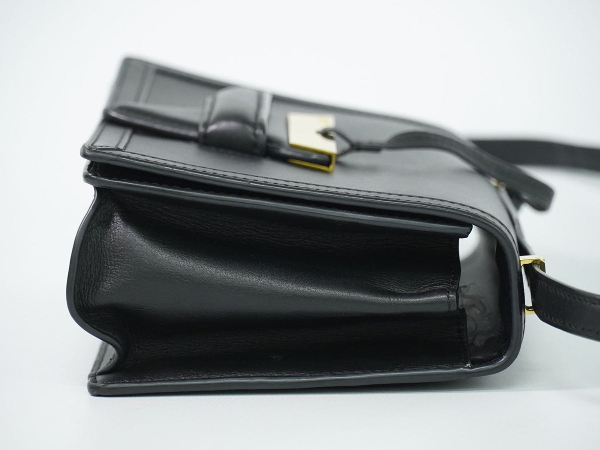 Loewe Barcelona Shoulder Bag Pochette Leather Black — view 4