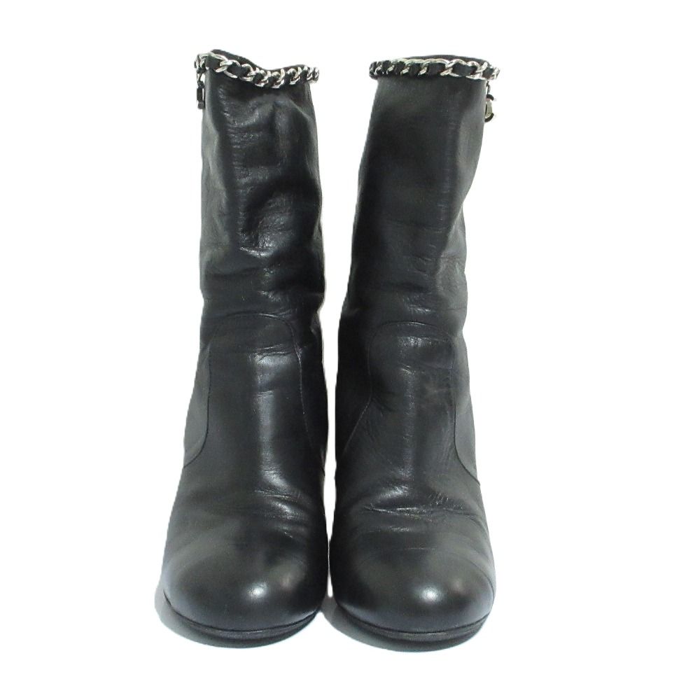 Chanel CC Logo Chain Decoration Leather Short Boots Small Black — view 3