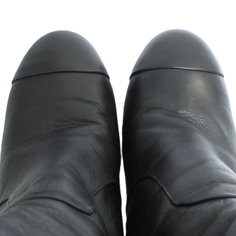 Chanel CC Logo Chain Decoration Leather Short Boots Small Black — view 4