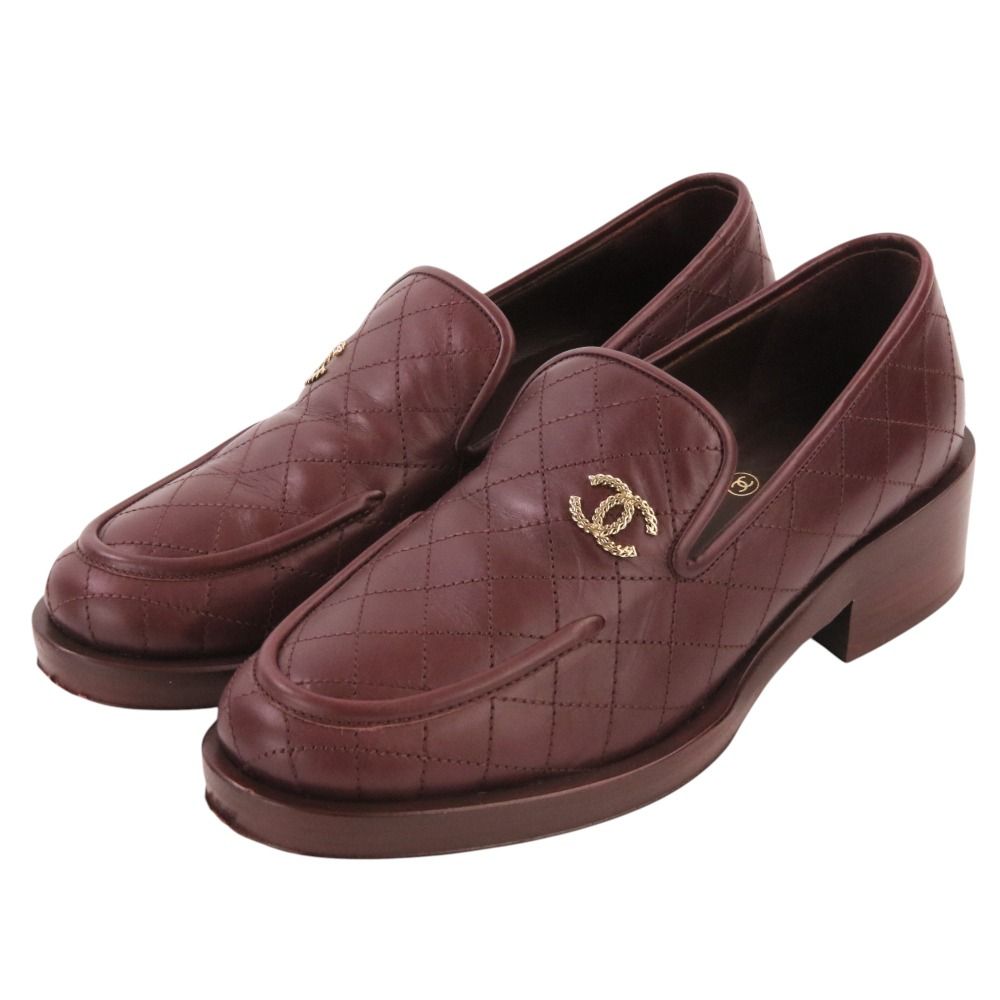 Chanel Quilted Stitch CC Logo Leather Loafers Bordeaux