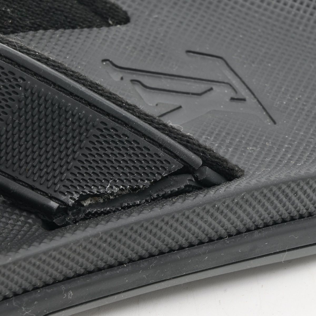 Louis Vuitton Beach Sandals Black Damier Pattern 10 — view 8