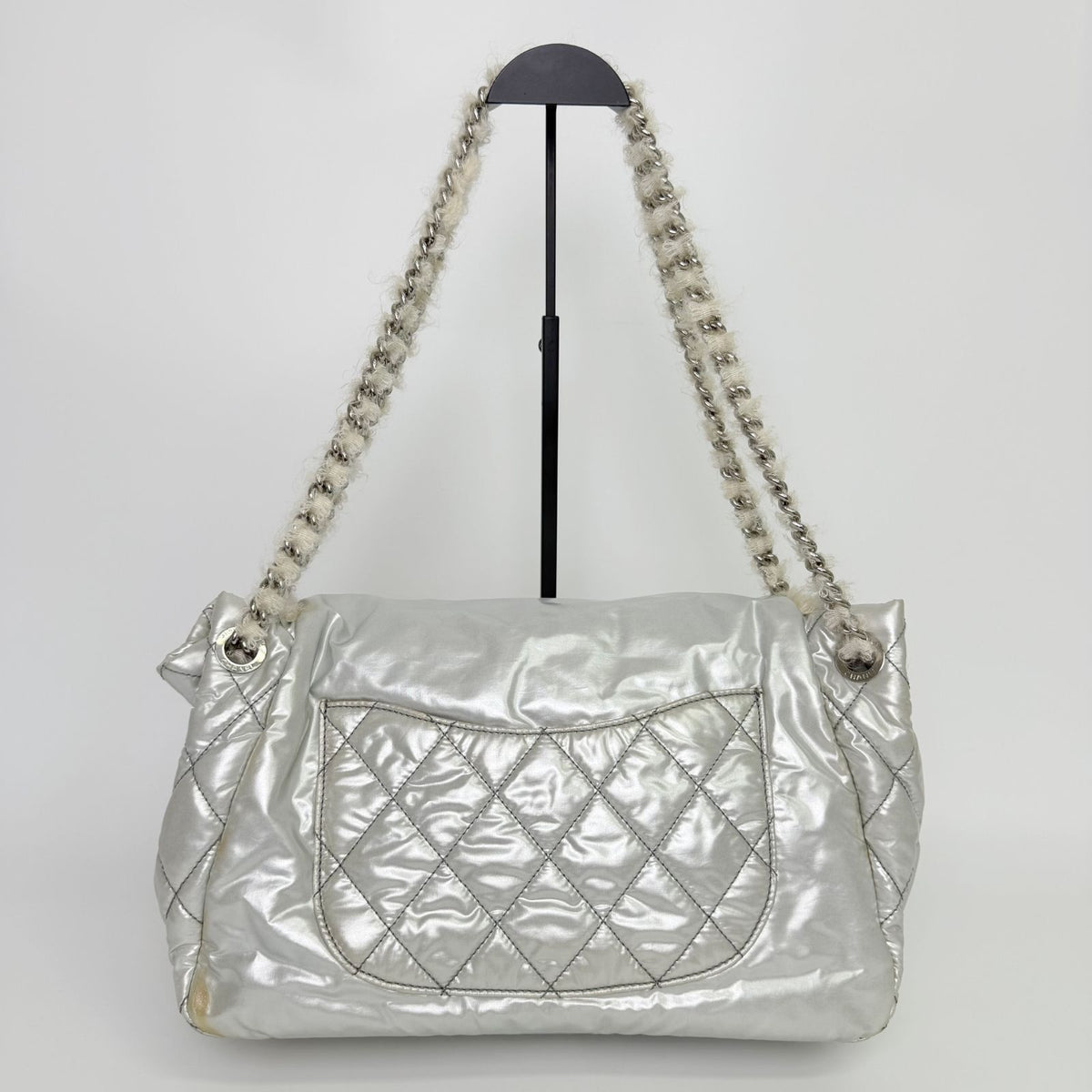 Chanel CC Logo Chain Tote Shoulder Bag Nylon Silver Ivory Seal Vintage — view 4