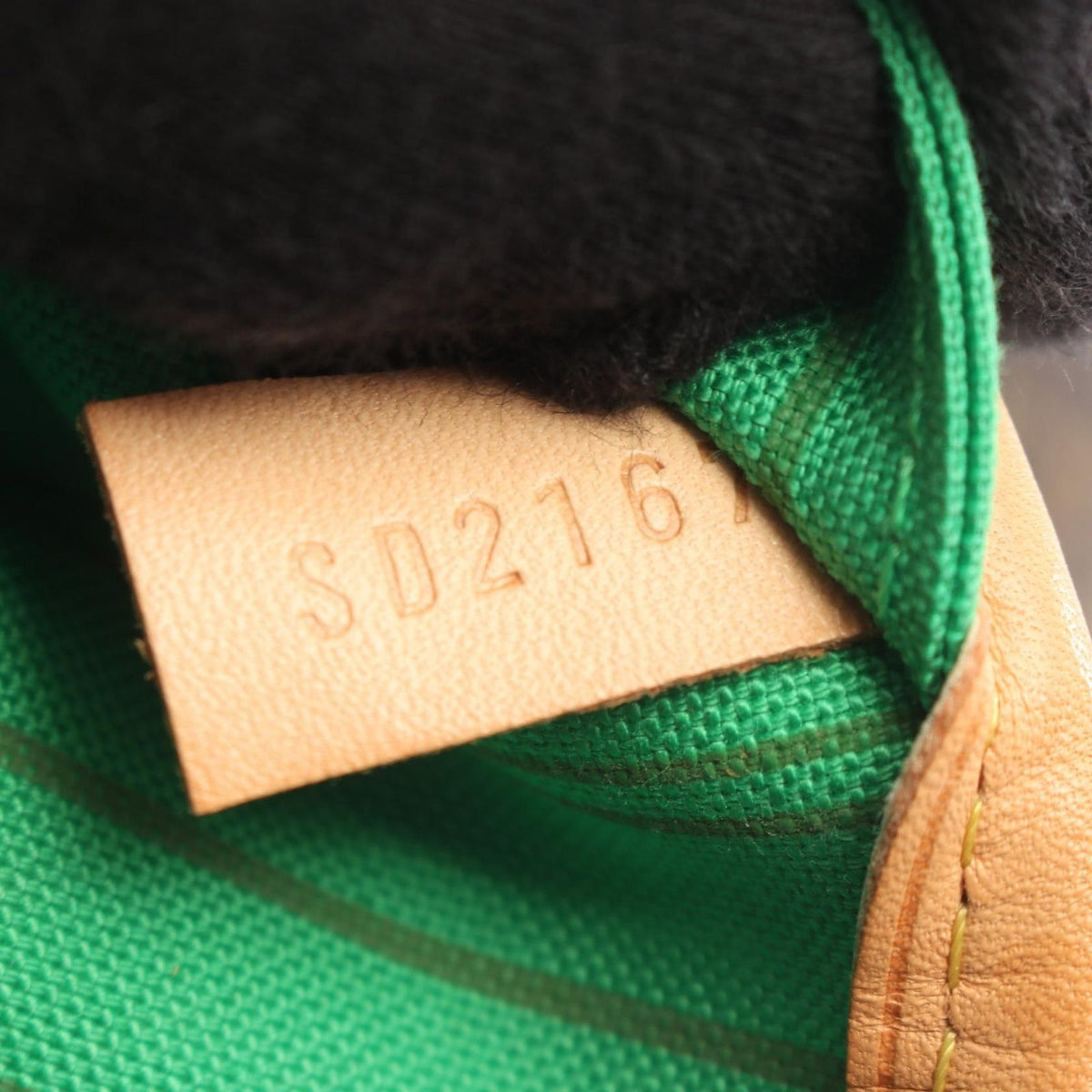 Louis Vuitton Tote Neverfull MM Hawaii Limited Leather — view 5
