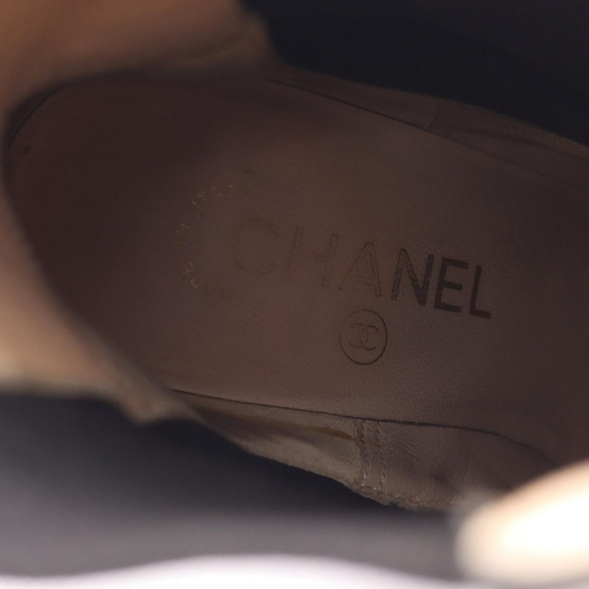 Chanel Boots CC Logo Black Patent Leather — view 5