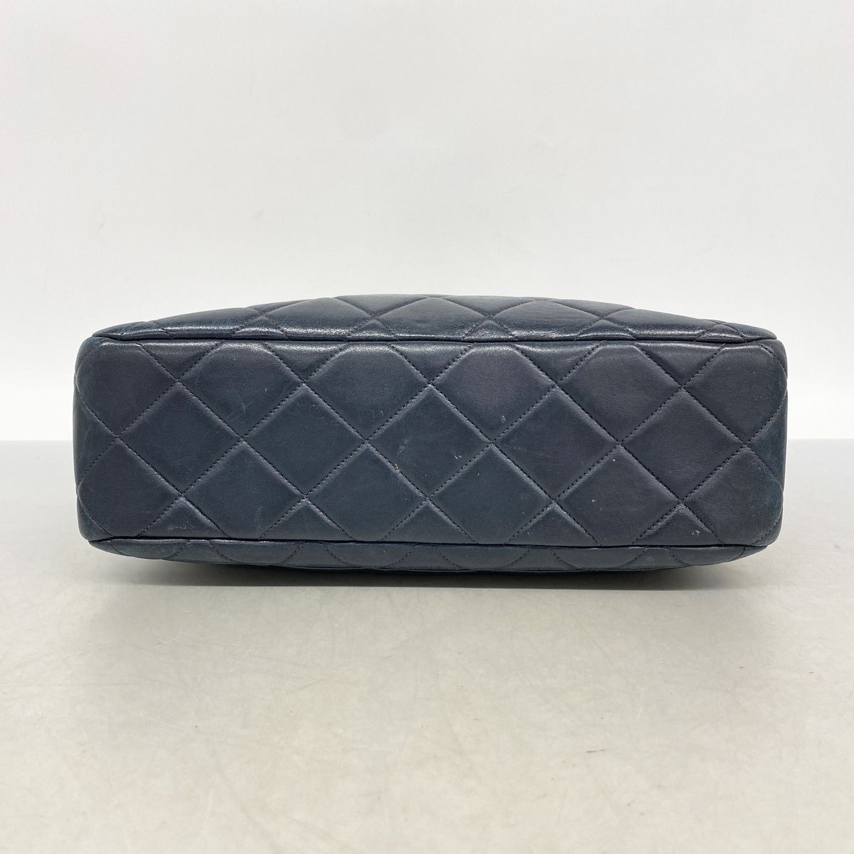 Chanel Handbag Quilted Lambskin Black Gold — view 3