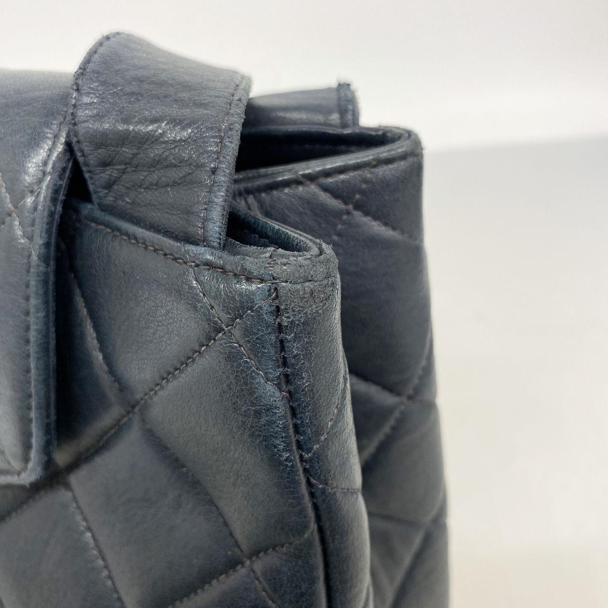 Chanel Handbag Quilted Lambskin Black Gold — view 6