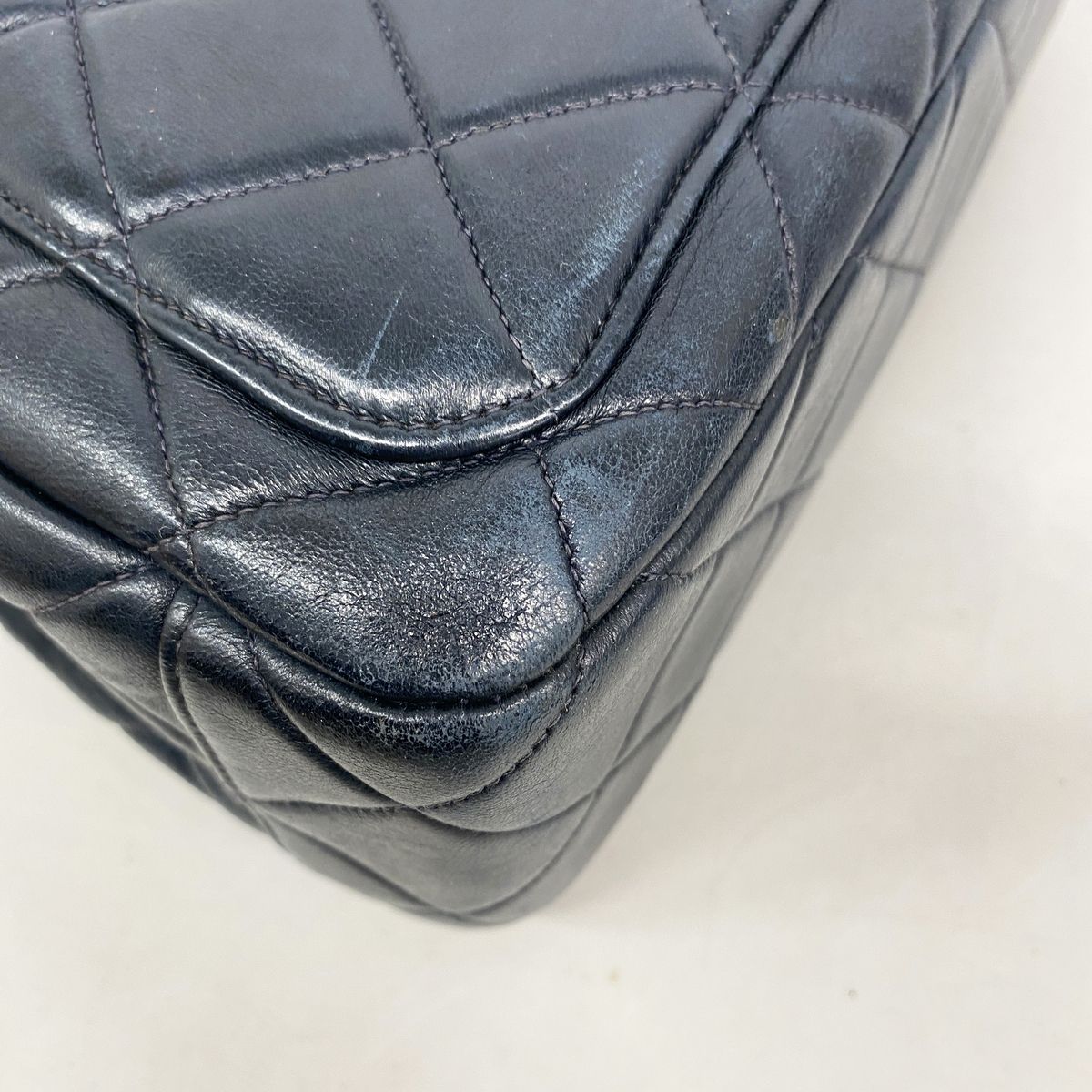 Chanel Handbag Quilted Lambskin Black Gold — view 7