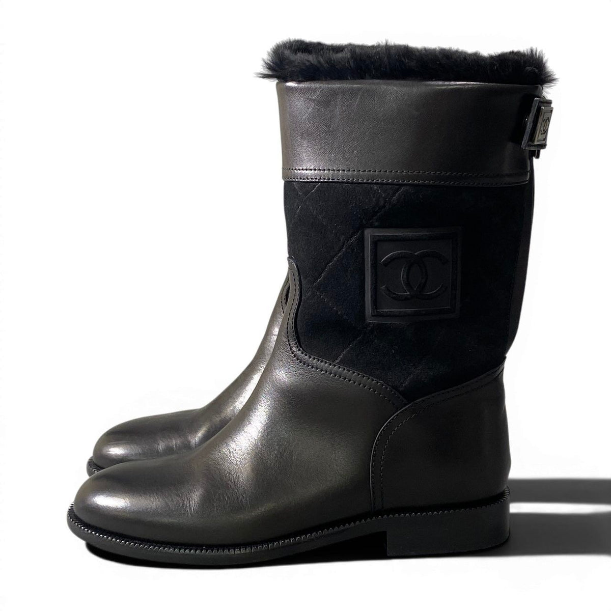 Chanel E8 Sports Back Zip Middle Boots CC Logo — view 3