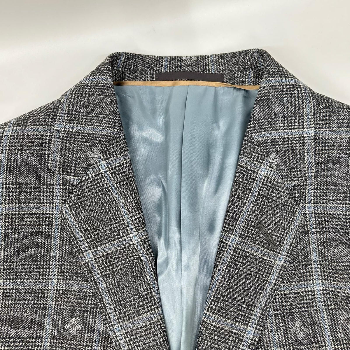 Gucci Gray Bee Check Suit Set 54 — view 8