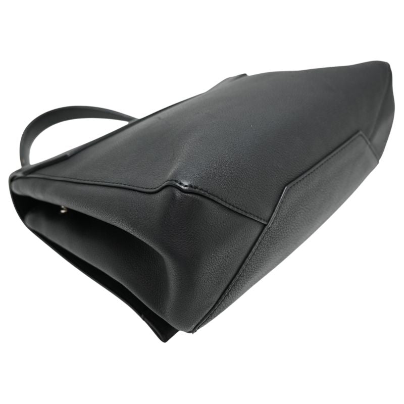 Louis Vuitton Handbag Black — view 3