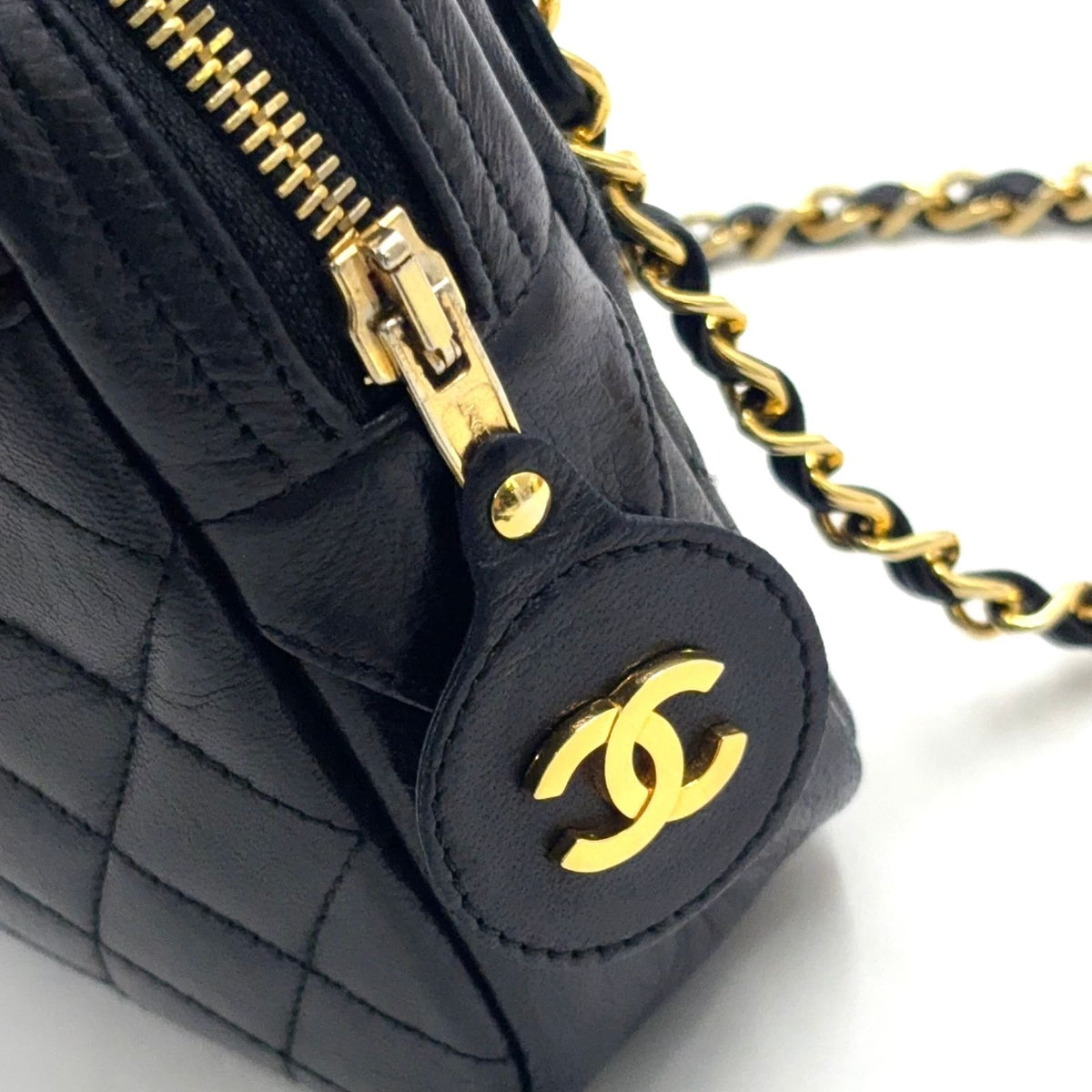 Chanel Quilted Lambskin Black Chain Shoulder Bag Gold — view 8