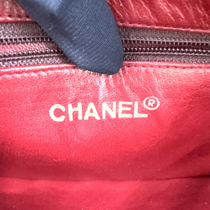 Chanel Quilted Lambskin Black Chain Shoulder Bag Gold — view 4