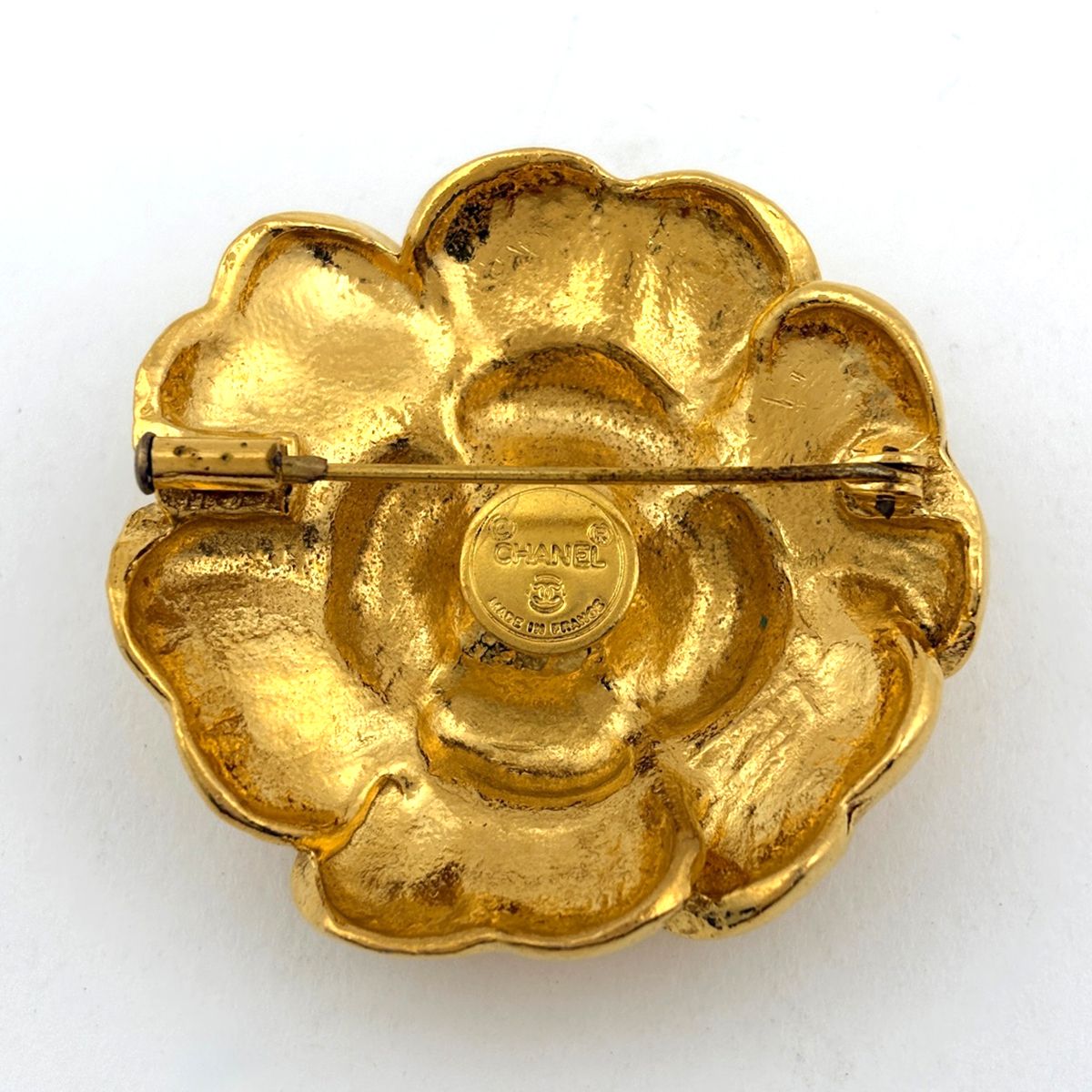 Chanel Brooch Camellia Gold Plated — view 2