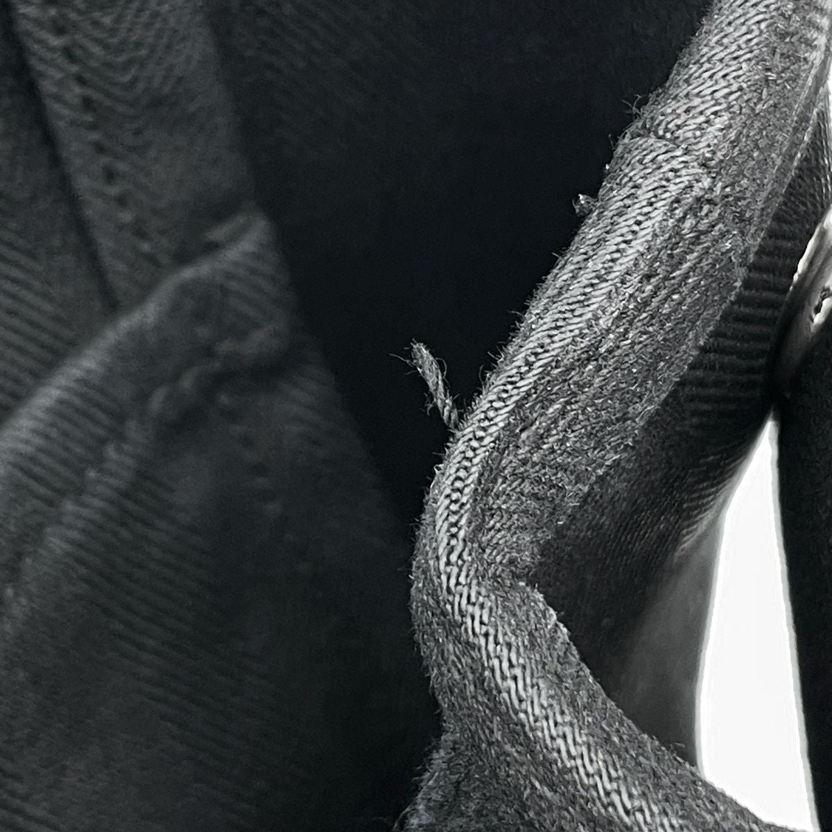 Hermes Valparaiso MM Handbag Toile Chevron Black — view 7