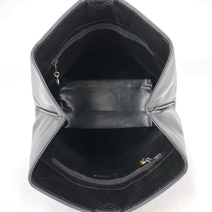 Chanel Shoulder Bag CC Logo Leather Black — view 6