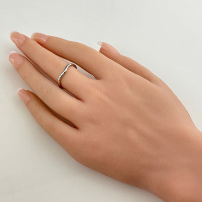 Tiffany & Co Curved Band Platinum Ring Elsa Peretti — view 3