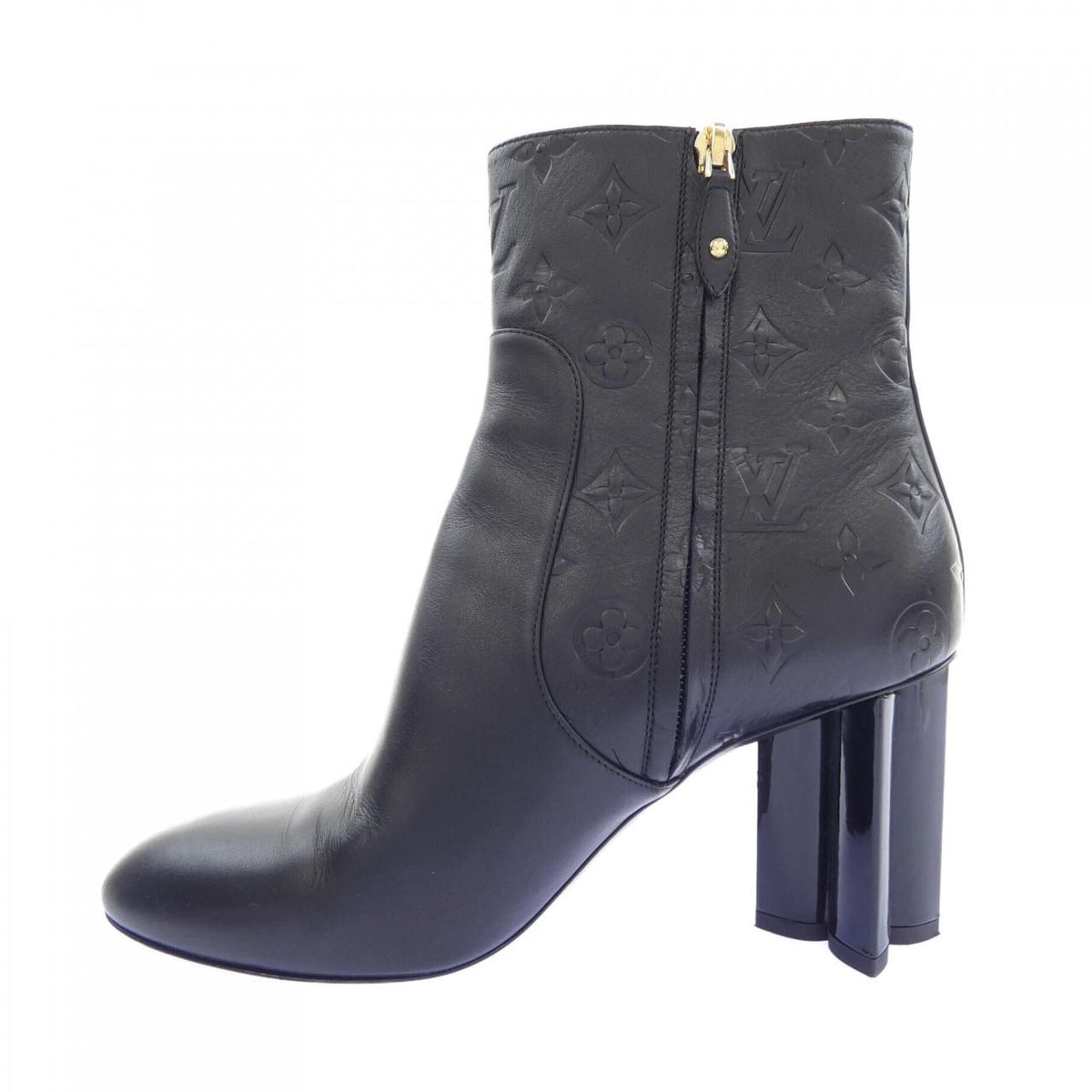 Louis Vuitton Silhouette Ankle Boots — view 2
