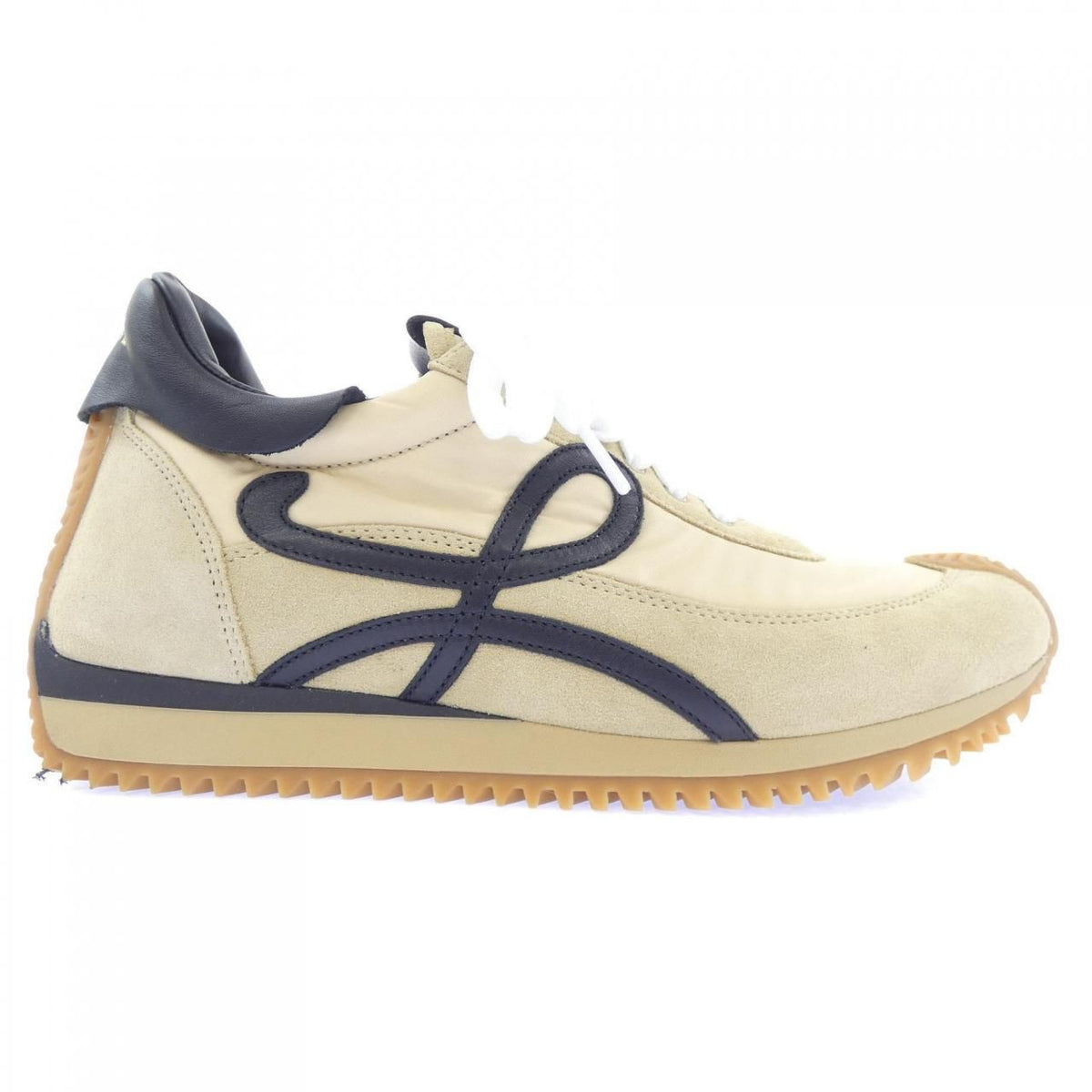 Loewe Sneakers Beige