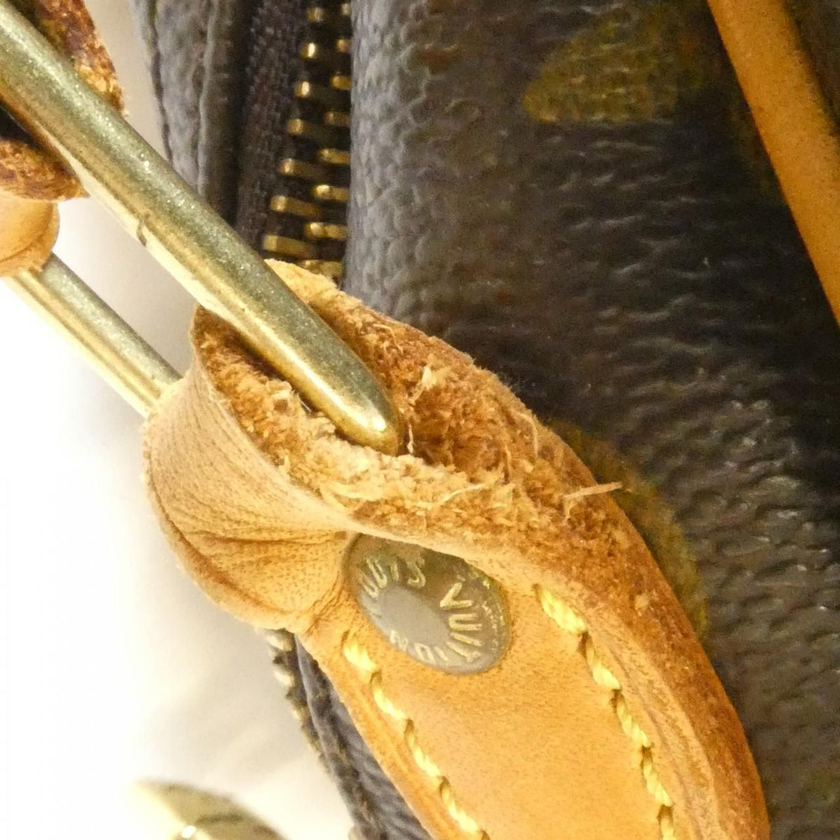 Louis Vuitton Monogram Reporter 28 Shoulder Bag — view 7