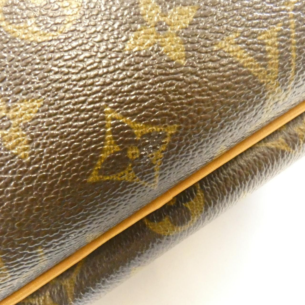 Louis Vuitton Monogram Reporter 28 Shoulder Bag — view 4