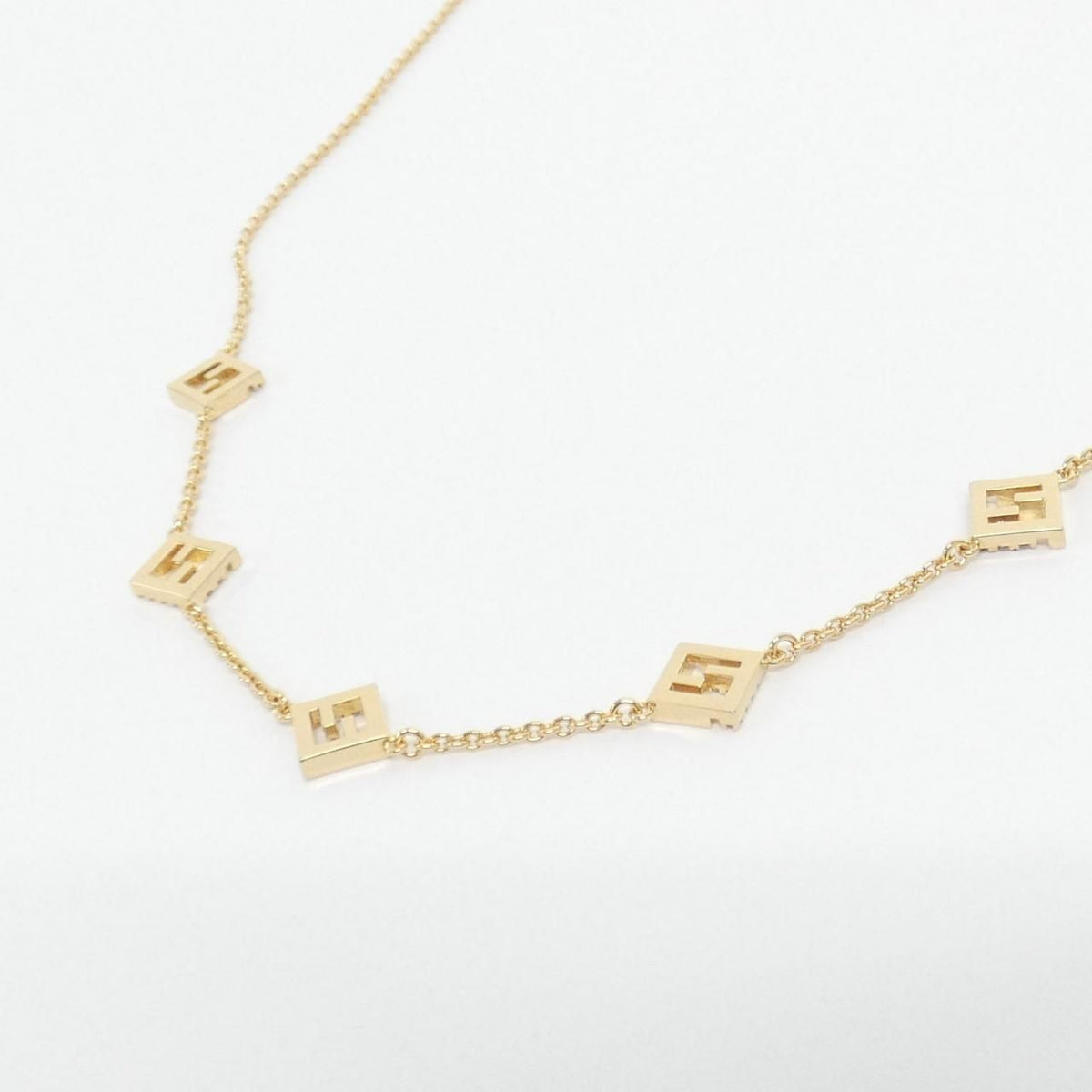 Fendi Necklace Gold — view 3