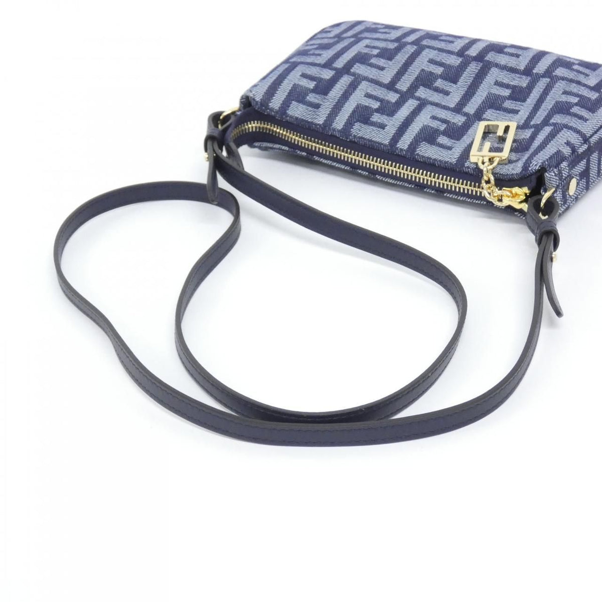 Fendi Bucket Slim Clutch — view 3