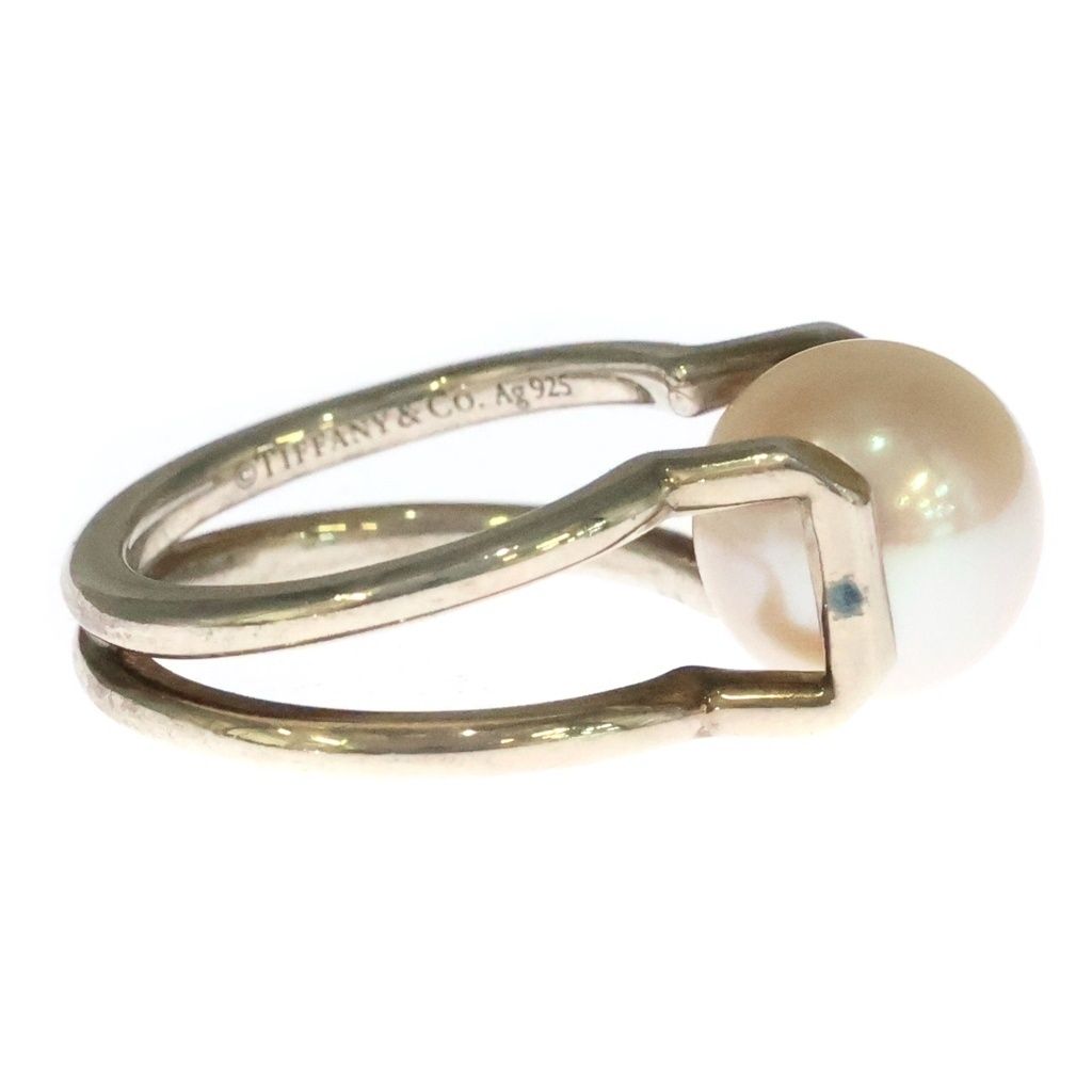 Tiffany & Co HardWear Fresh Water Pearl Ring Silver — view 3